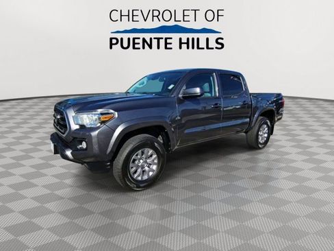 Used 2019 Toyota Tacoma SR5 RWD image 4