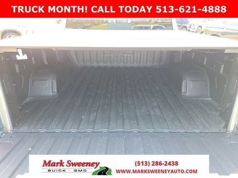 New 2026 GMC Sierra 1500 Elevation w/ Elevation Premium Package image 8