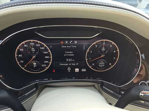Used 2020 Bentley Flying Spur W12 image 7