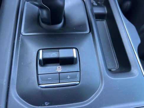 Used 2024 GMC Sierra 1500 Denali Ultimate image 30