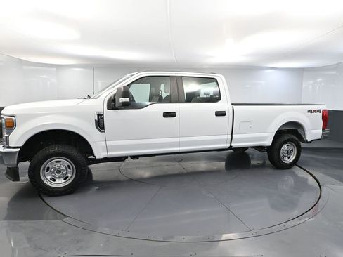 Used 2022 Ford F250 XL w/ Power Equipment Group image 11