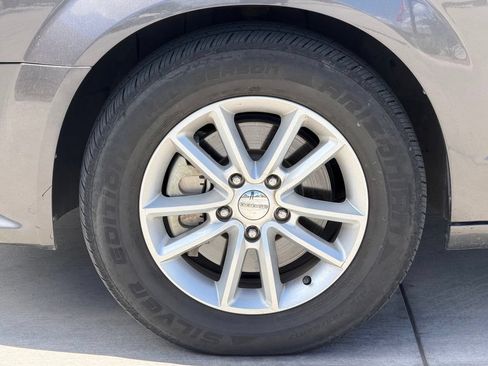 Used 2018 Dodge Grand Caravan SXT FWD image 7