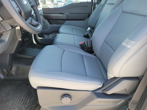 New 2026 Ford F250 XL w/ XL Chrome Package image 6