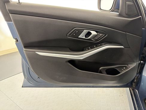 Certified 2025 BMW 330i Sedan RWD image 12
