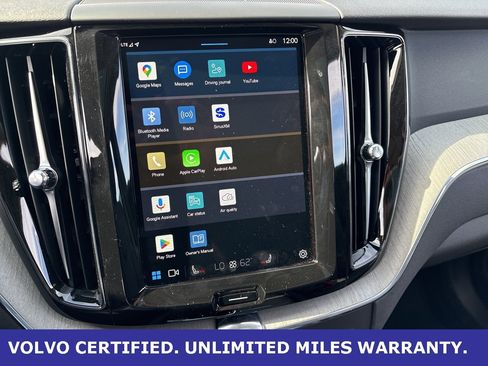 Certified 2025 Volvo XC60 B5 Plus image 19