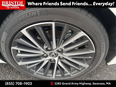 Used 2025 Lexus ES 350 w/ Premium Package image 12