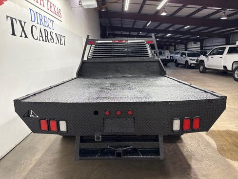 Used 2022 RAM 3500 Tradesman w/ Chrome Appearance Group AWD/4WD image 7