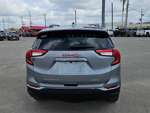 Used 2024 GMC Terrain AT4 w/ Tech Package AWD/4WD image 4