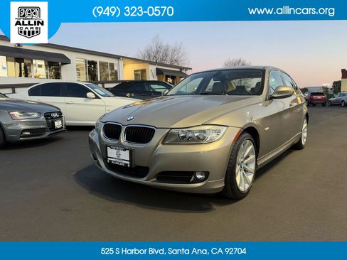 Used 2011 BMW 328i Sedan RWD image 3