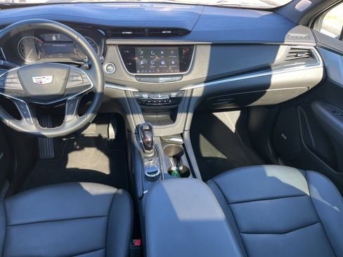 Certified 2025 Cadillac XT5 Premium Luxury image 33
