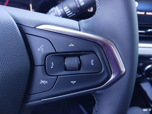 New 2026 Chevrolet Trax LT w/ Driver Confidence Package image 33