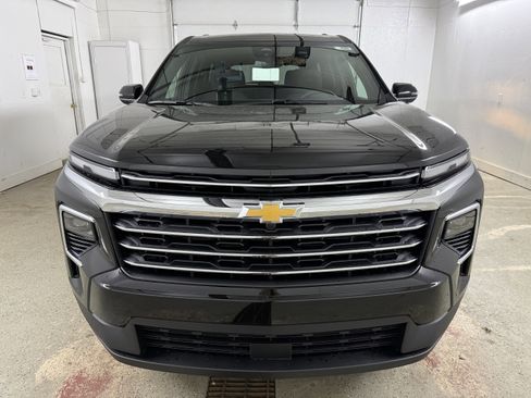 New 2026 Chevrolet Traverse LT image 2