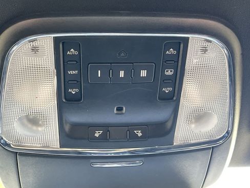 Used 2016 Chrysler 300 S w/ 300S Premium Group AWD/4WD image 29