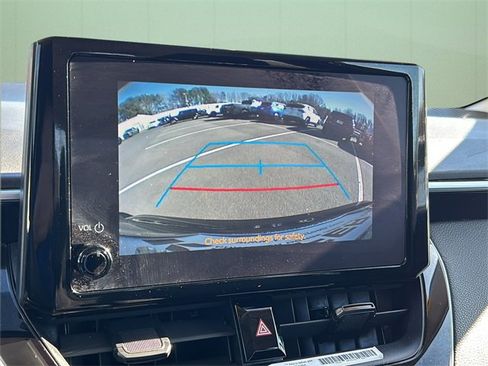 Used 2023 Toyota Corolla LE image 30