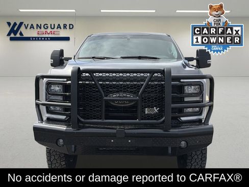 Used 2024 Ford F250 XLT w/ Black Appearance Package image 2