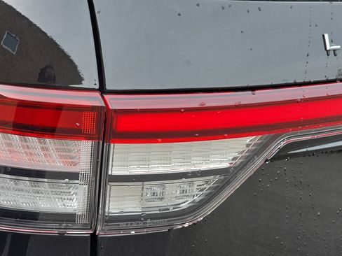 New 2026 Lincoln Aviator Reserve image 37