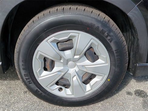 Used 2021 Subaru Forester image 11