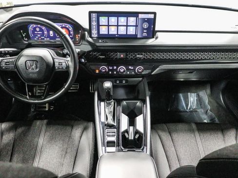 Used 2024 Honda Accord Sport image 14