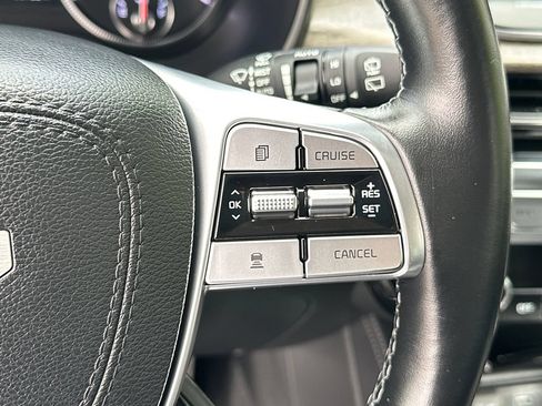Certified 2022 Kia Telluride SX w/ SX Prestige Package AWD/4WD image 20