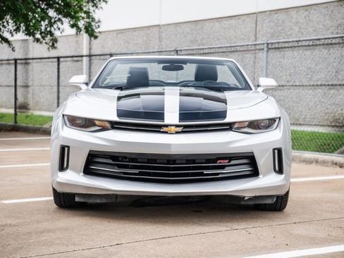 Used 2016 Chevrolet Camaro LT RWD image 15
