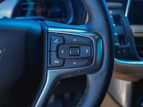 Used 2024 Chevrolet Tahoe Premier AWD/4WD image 14