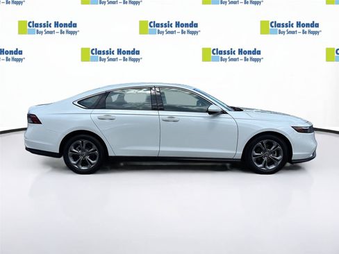 Certified 2024 Honda Accord EX image 9