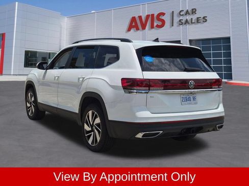 Used 2025 Volkswagen Atlas SE FWD image 9