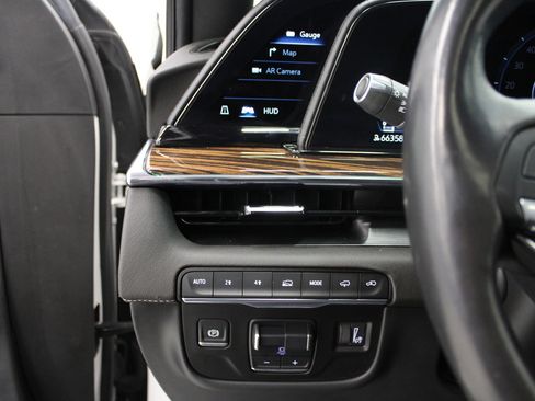 Used 2021 Cadillac Escalade Premium Luxury w/ Driver Assist Tech Package image 24