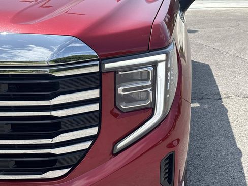 Used 2026 GMC Sierra 1500 SLT w/ SLT Premium Plus Package AWD/4WD image 11