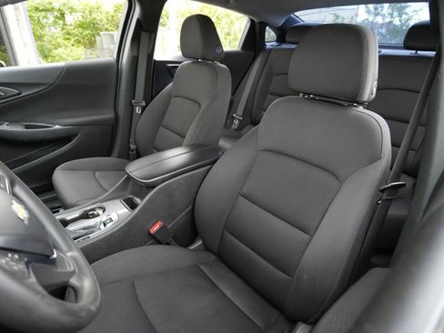 Used 2024 Chevrolet Malibu LT FWD image 16