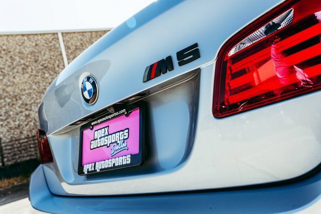 Used 2013 BMW M5 RWD image 34