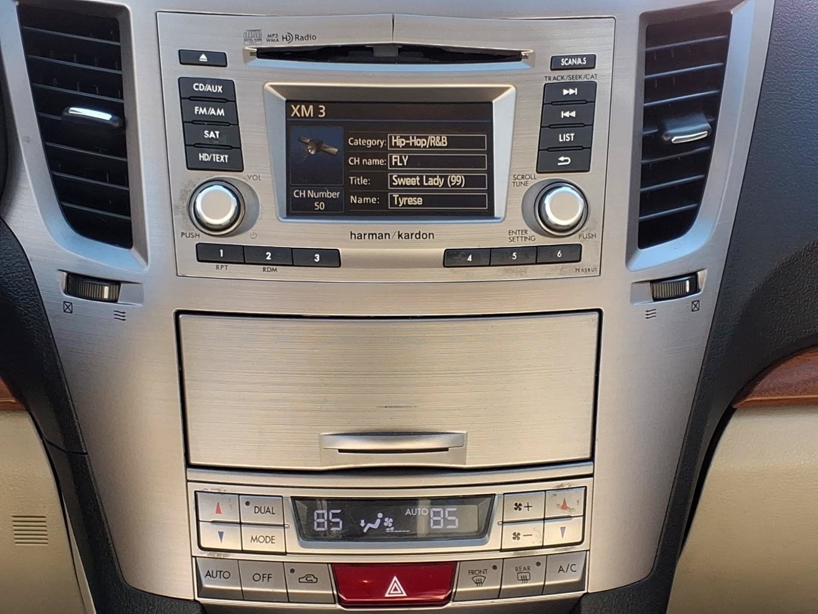 Used 2013 Subaru Outback 2.5i Limited AWD/4WD image 6