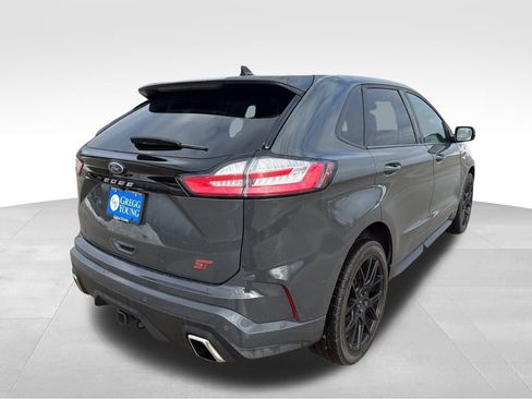 Used 2021 Ford Edge ST image 8