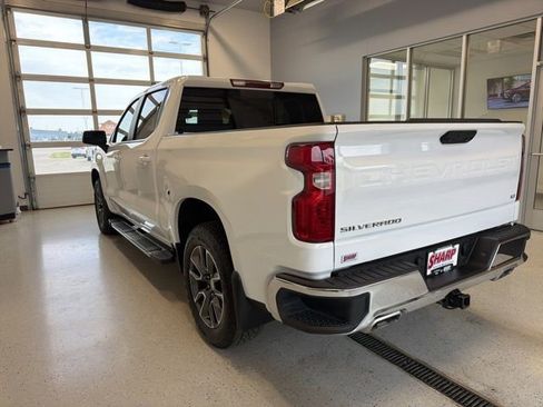 Used 2025 Chevrolet Silverado 1500 LT w/ Z71 Off-Road Package AWD/4WD image 6