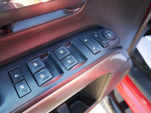 Used 2018 Chevrolet Silverado 1500 LT w/ All Star Edition AWD/4WD image 21
