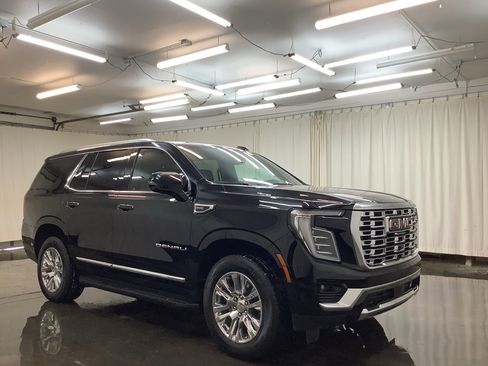 Used 2025 GMC Yukon Denali image 4