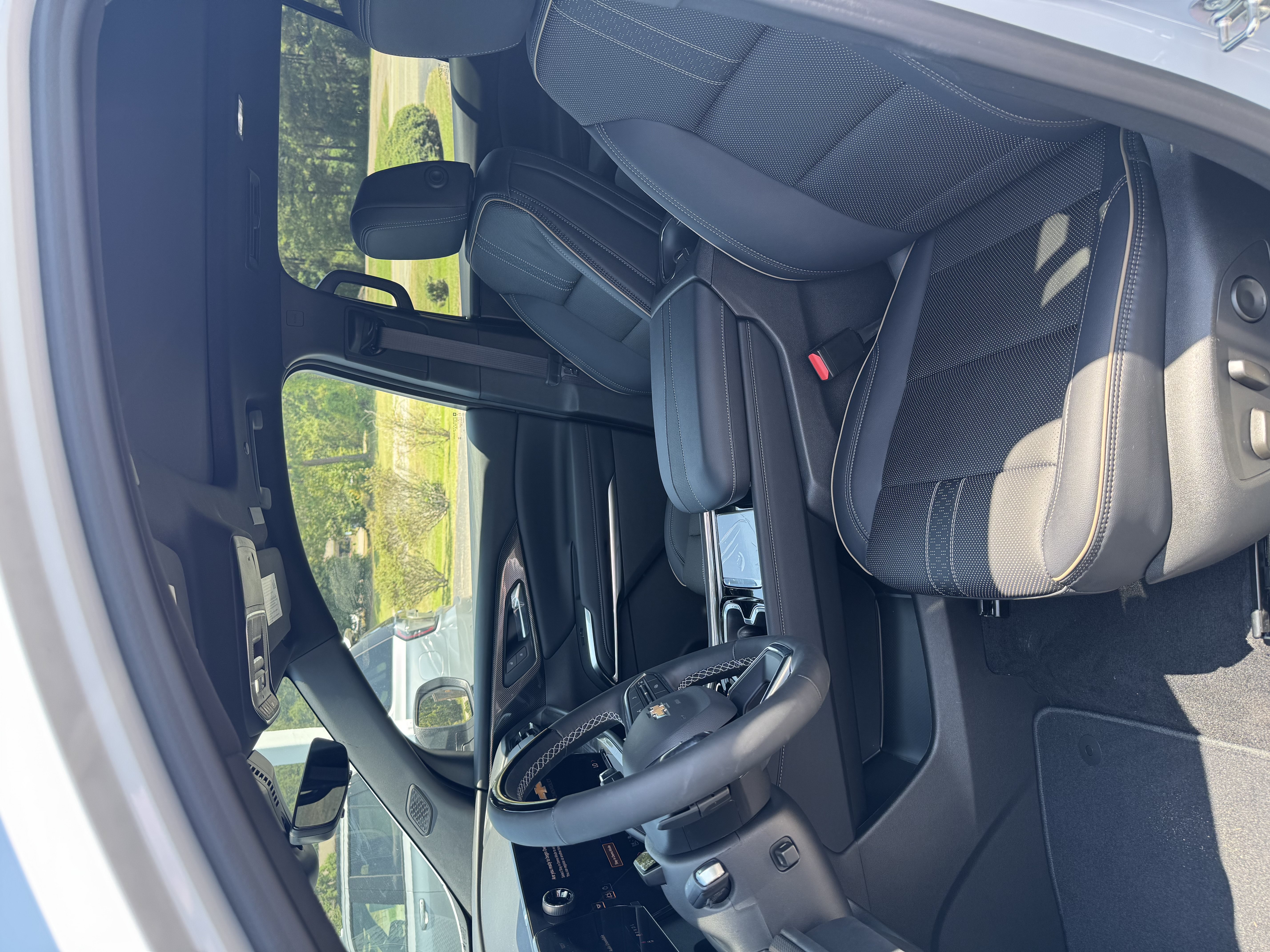 New 2026 Chevrolet Traverse High Country FWD image 32