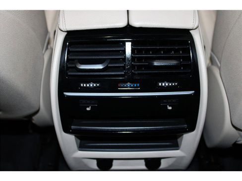 Used 2018 BMW 640i Gran Turismo xDrive w/ M Sport Package image 18