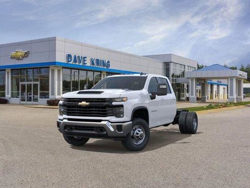 New 2026 Chevrolet Silverado 3500 W/T w/ WT Convenience Package AWD/4WD image 8