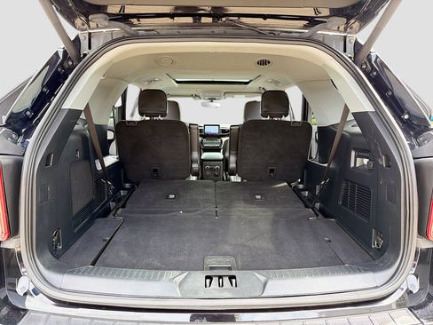 Used 2022 Ford Explorer Limited AWD/4WD image 7