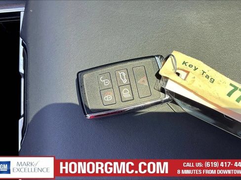 Used 2023 Land Rover Range Rover SE AWD/4WD image 36