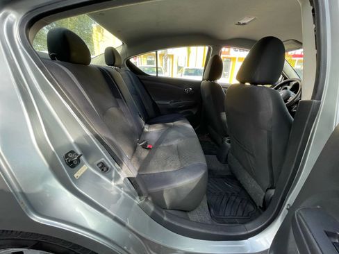 Used 2012 Nissan Versa SL image 24