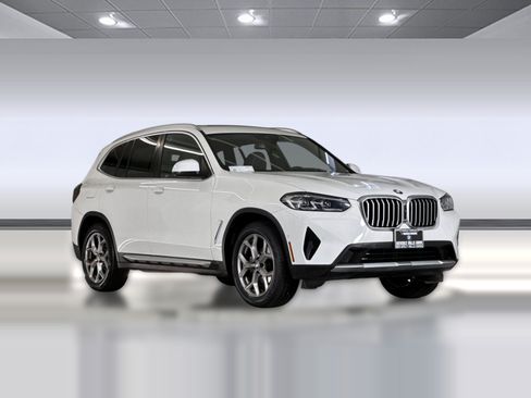 Used 2023 BMW X3 sDrive30i w/ Convenience Package RWD image 7
