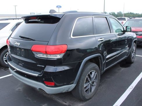 Used 2017 Jeep Grand Cherokee Limited AWD/4WD image 5