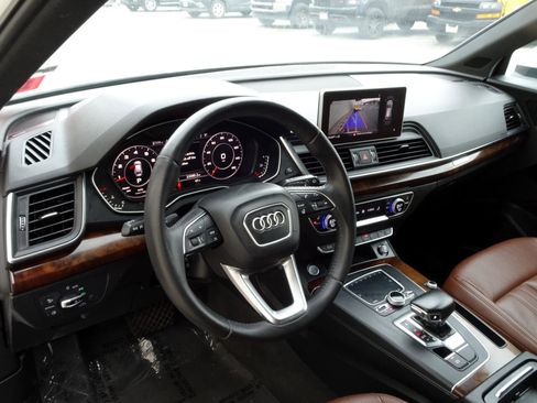 Used 2018 Audi Q5 2.0T Premium Plus w/ Premium Plus Package image 10