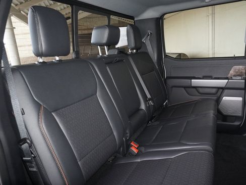 New 2026 Ford F250 Lariat w/ Black Appearance Package AWD/4WD image 45