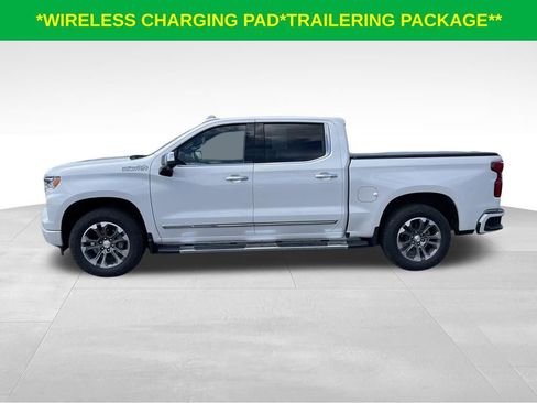 Used 2025 Chevrolet Silverado 1500 High Country w/ Technology Package AWD/4WD image 6