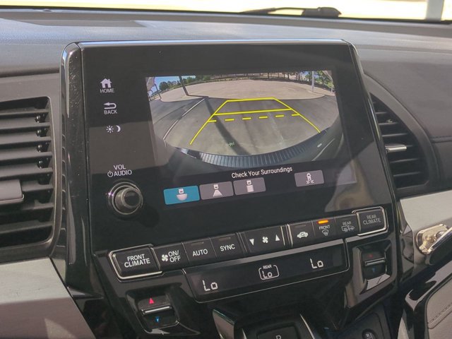 Used 2018 Honda Odyssey Elite image 11