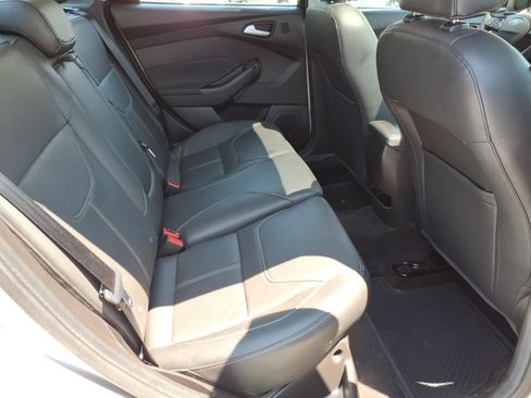 Certified 2018 Ford Focus Titanium FWD image 27