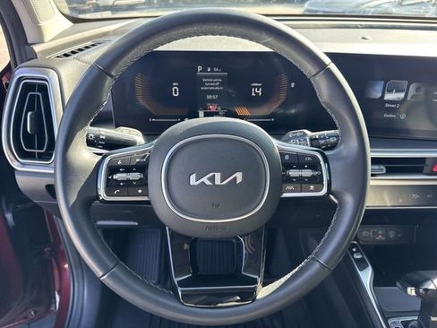 Certified 2024 Kia Sorento S w/ Panoramic Sunroof Package FWD image 19